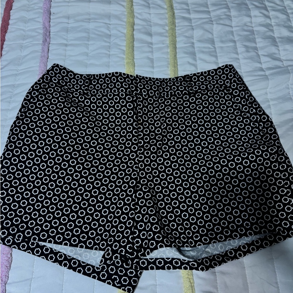 Elle Black Shorts with White Floral Dot Pattern